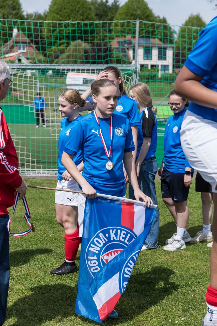 Bild 103 - wBJ SH-Pokalfinale  Holstein-Kiel - SV Viktoria : Ergebnis: 1:0